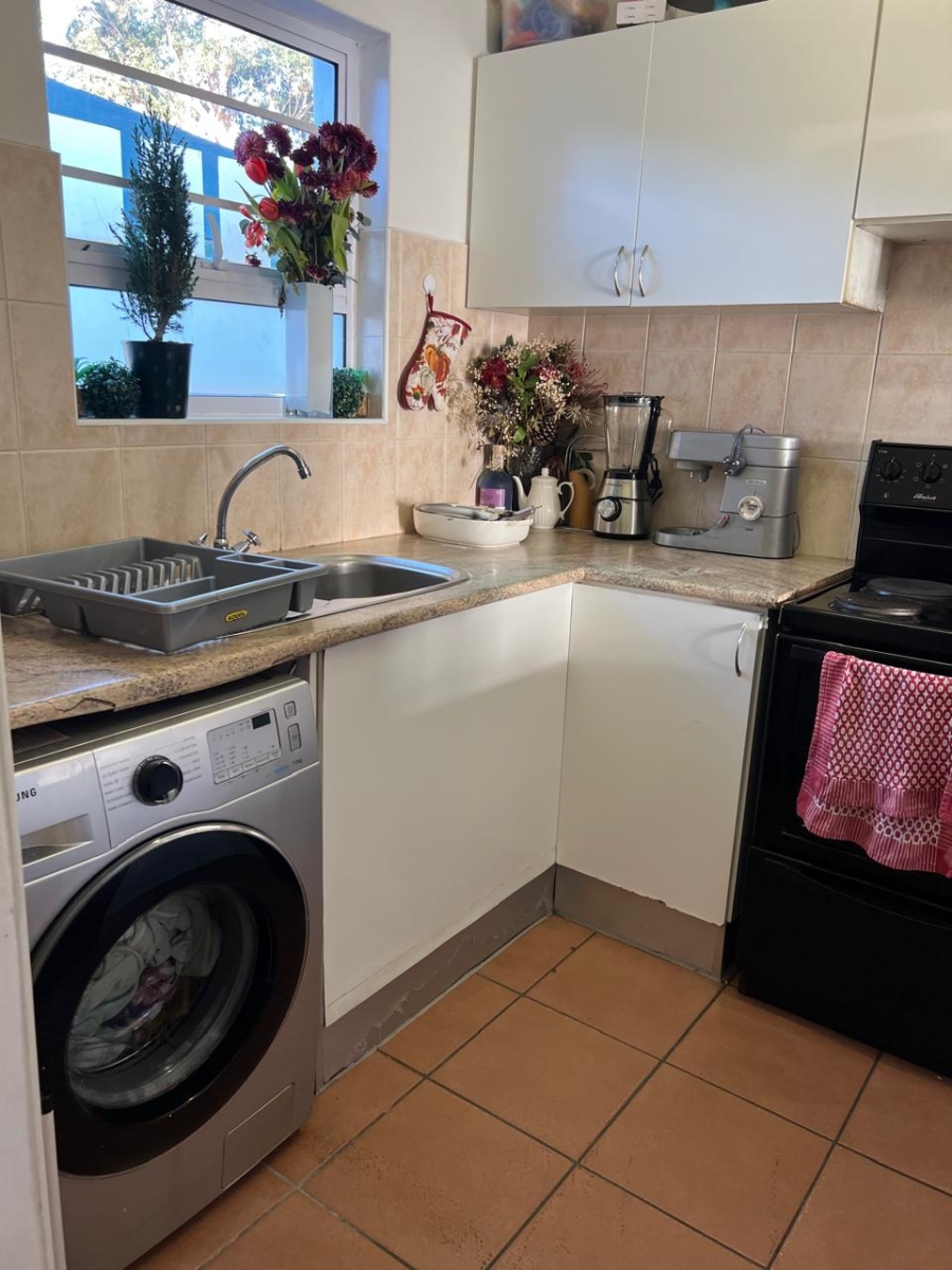 2 Bedroom Property for Sale in Plumstead Western Cape
